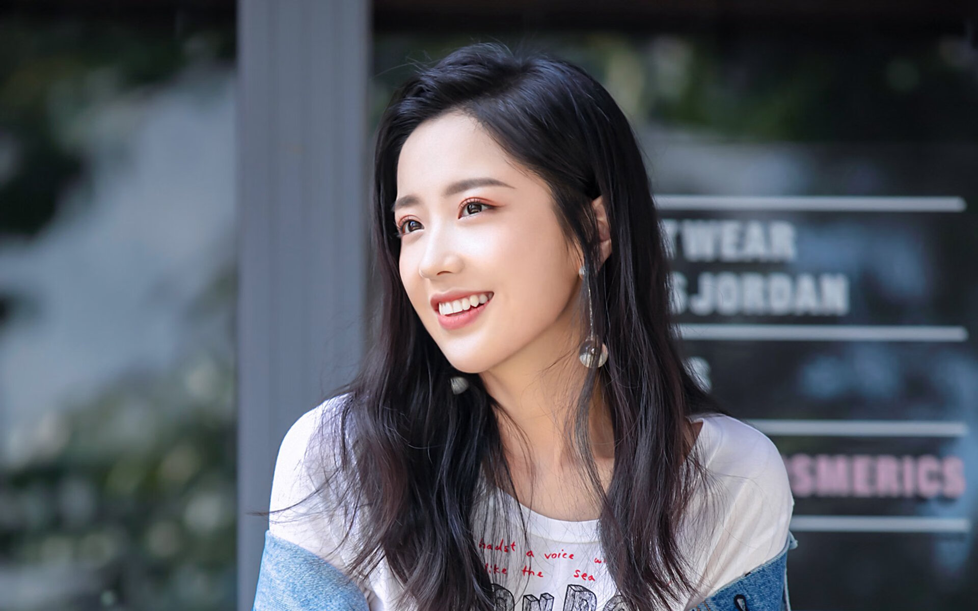 FIFA世俱杯-中国香港队未来发展路径：如何利用国际赛事突破技术瓶颈，足球香港队